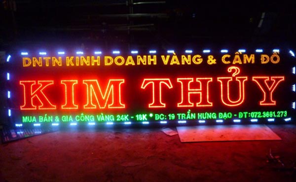 Thi công bảng điện tử giá rẻ tại Quảng Ninh