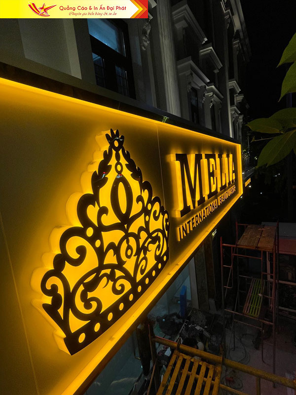 làm biển hiệu thẩm mỹ viện melia