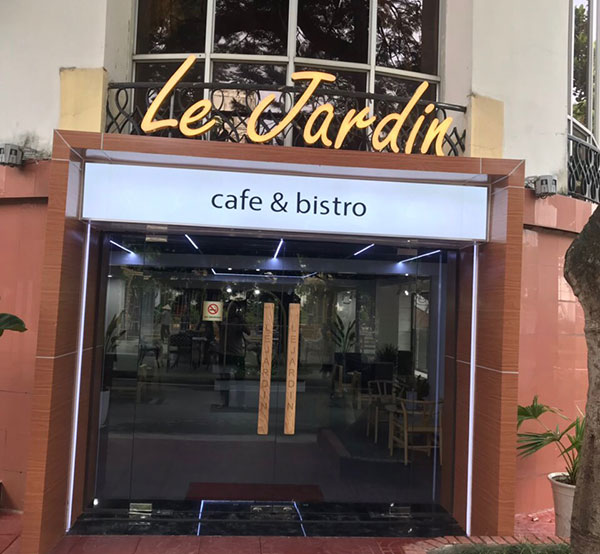 Biển quảng cáo Cafe & Bistro Le Jardin